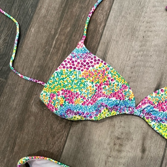 O’Neill NWT Heat Wave bikini Triangle Padded Top Regular Bottoms Size Medium - Picture 4 of 8